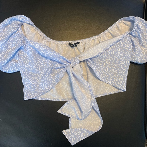 Shein Two-Piece Floral Set - Picture 2 of 6
